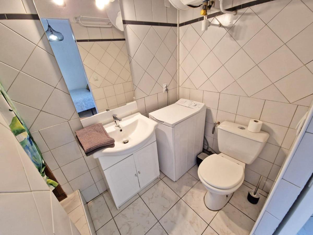Gregbnb - T2 Design 30M2 - Ouest Tolone Esterno foto
